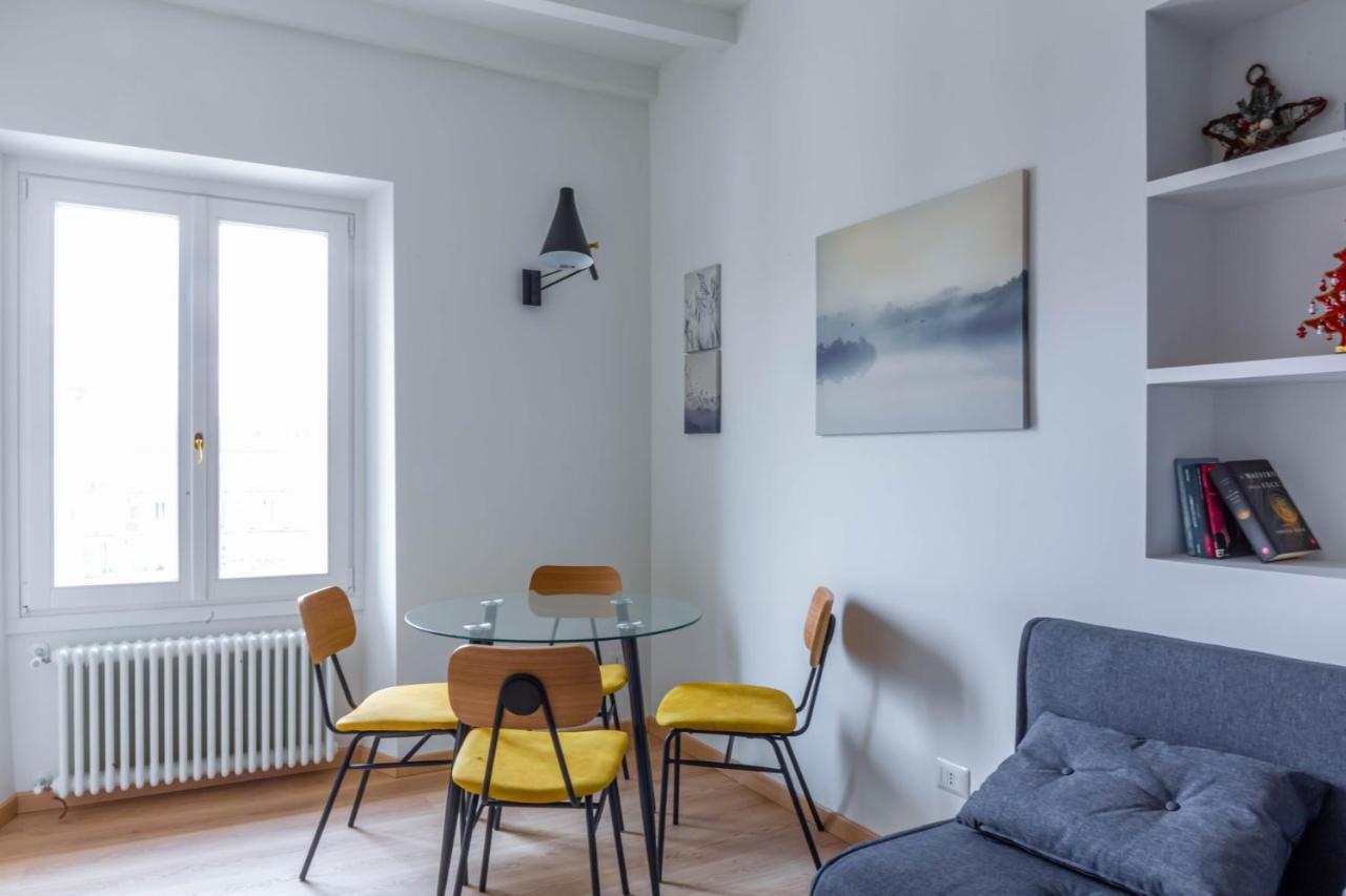 Easylife - Accogliente E Moderno Bilocale In Zona Navigli Apartment Milan Luaran gambar