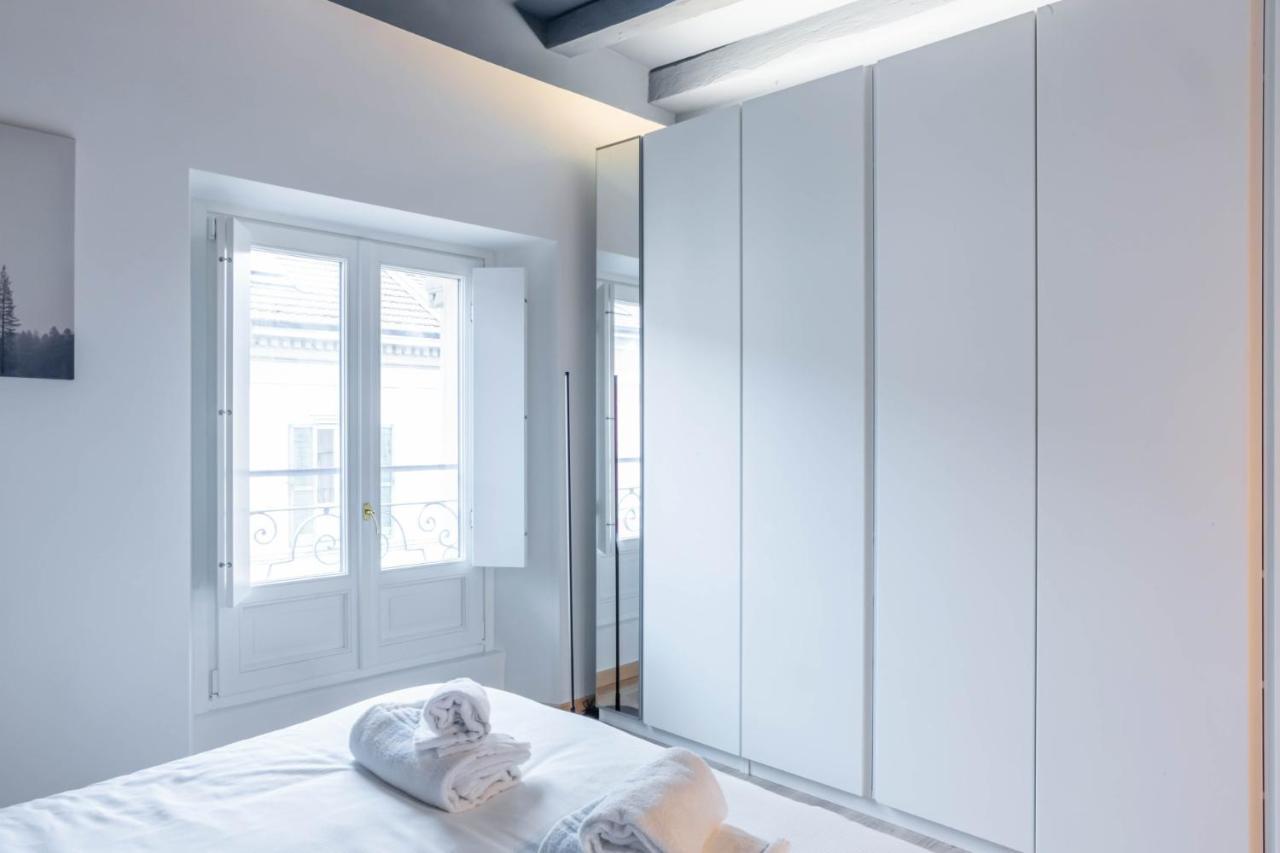 Easylife - Accogliente E Moderno Bilocale In Zona Navigli Apartment Milan Luaran gambar